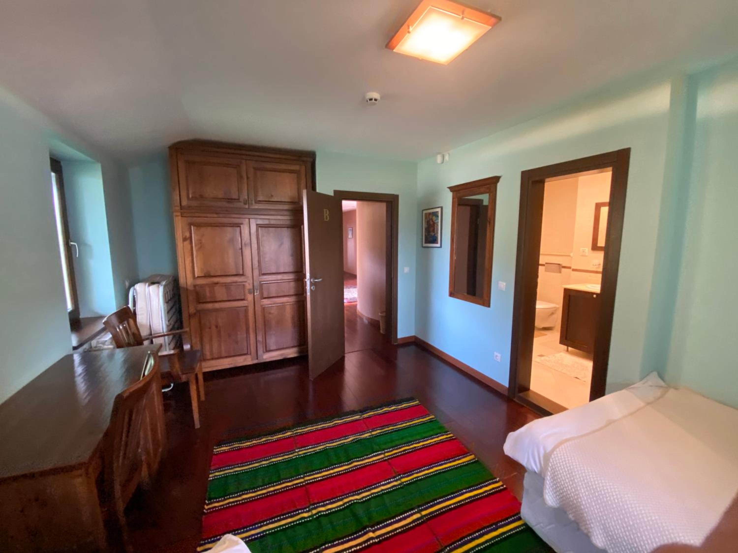 Ski & Spa Chalet Bansko view 4