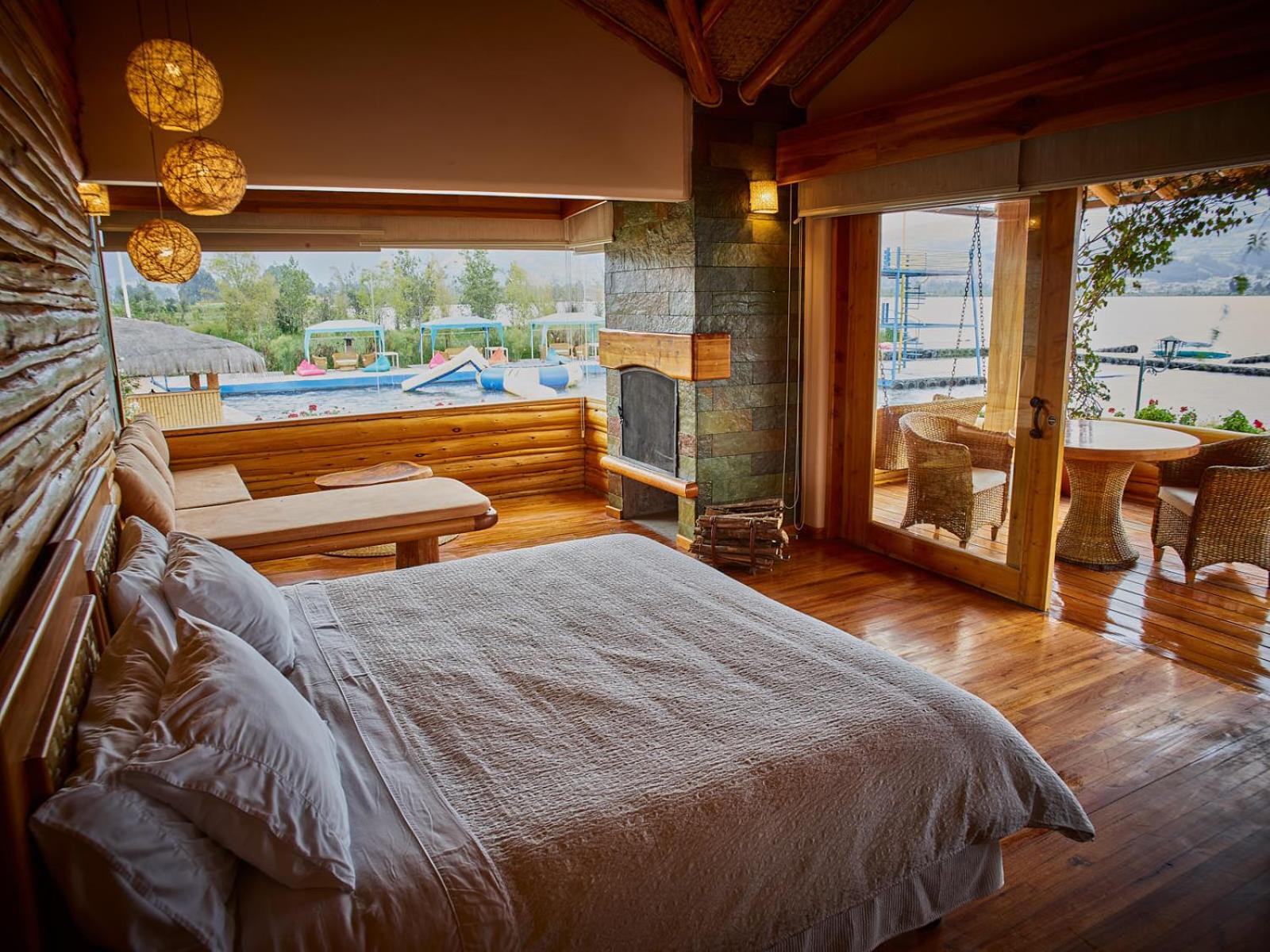 Hosteria Cabañas Del Lago