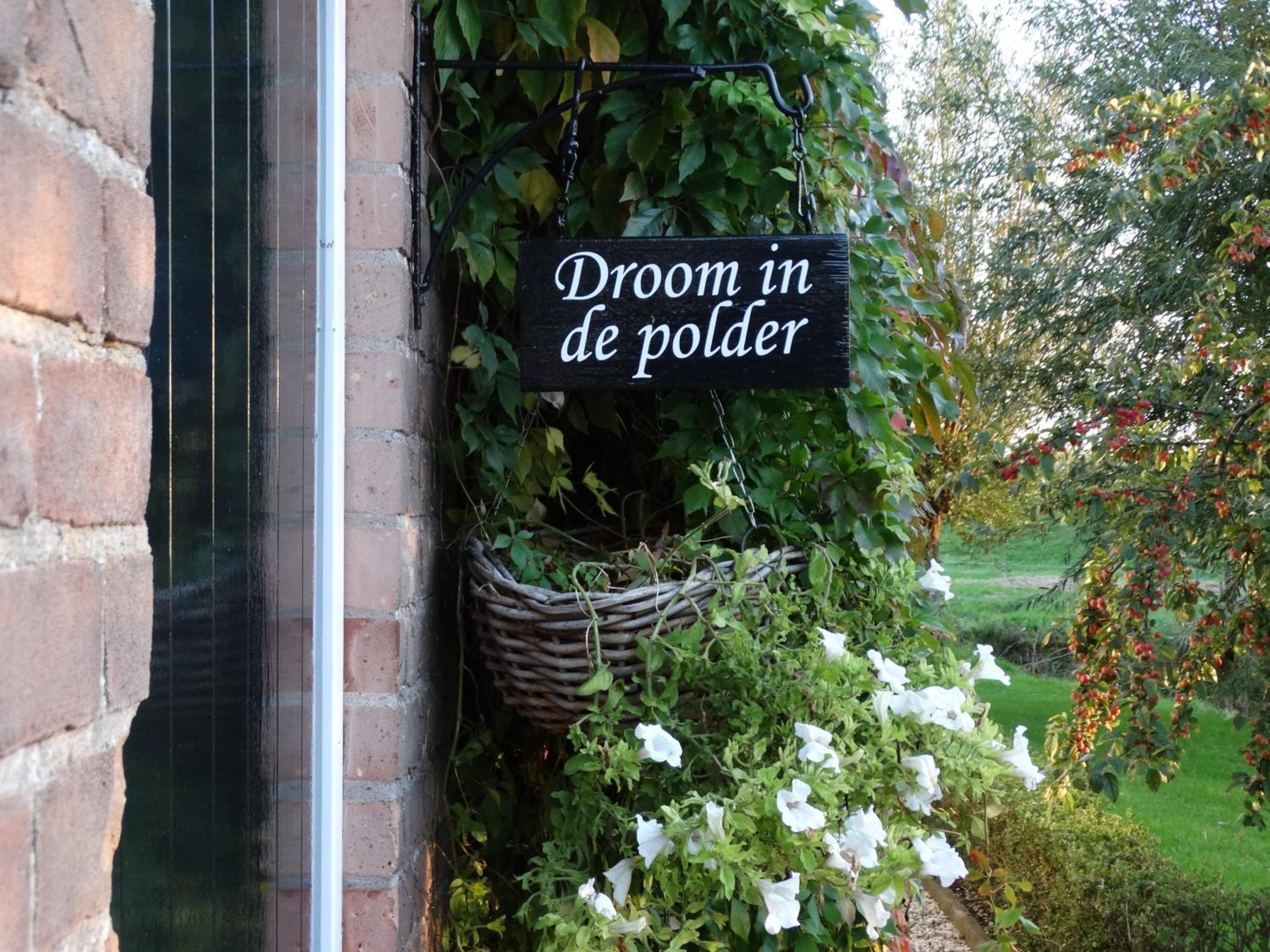 Appartement 'Droom in de polder de Suite met prive sauna view 3
