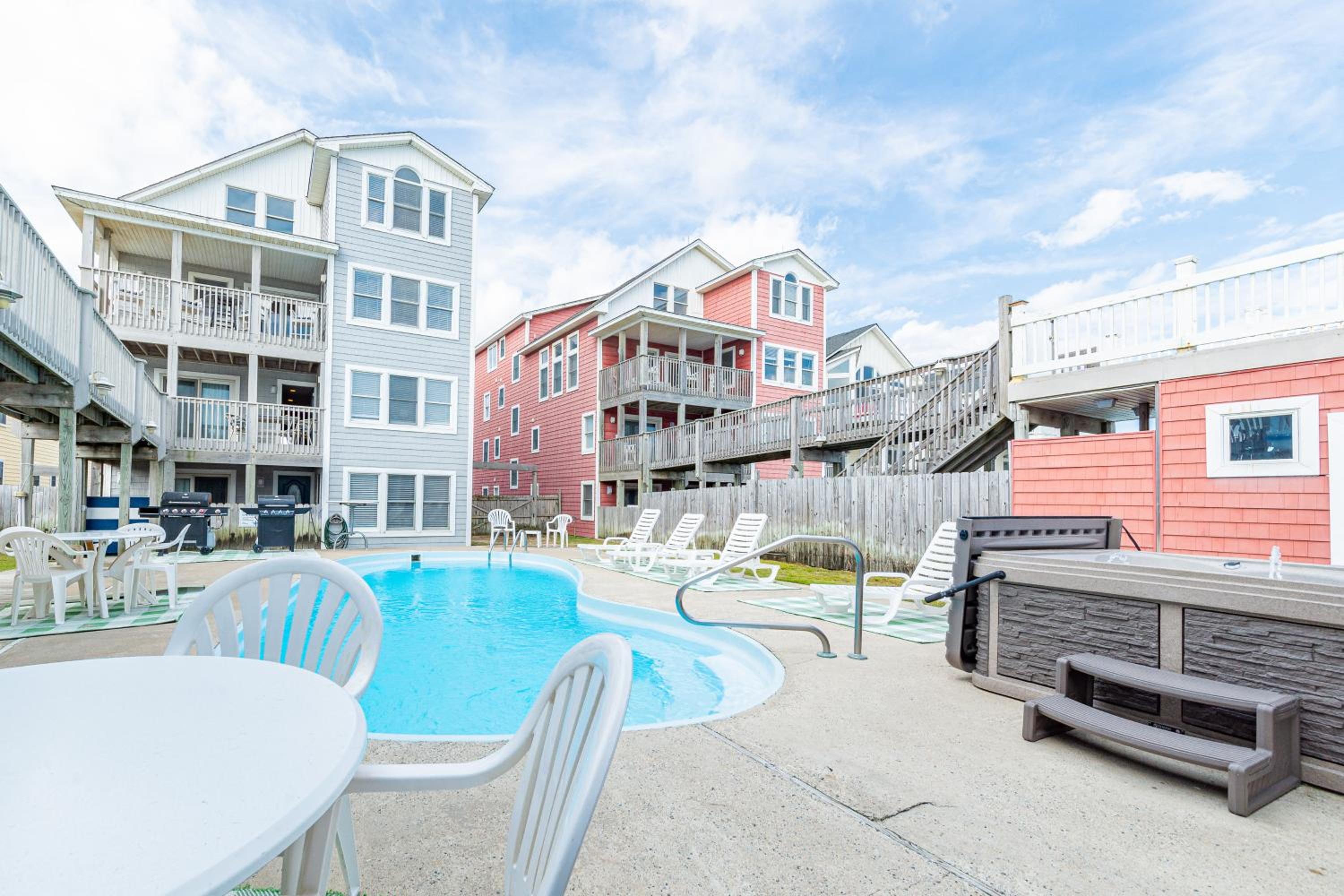 Blue Crush - KDH MP 8, Oceanfront, Ocean Views, Pool, Cabana, Hot Tub, Elevator, Rec Room, Pets OK