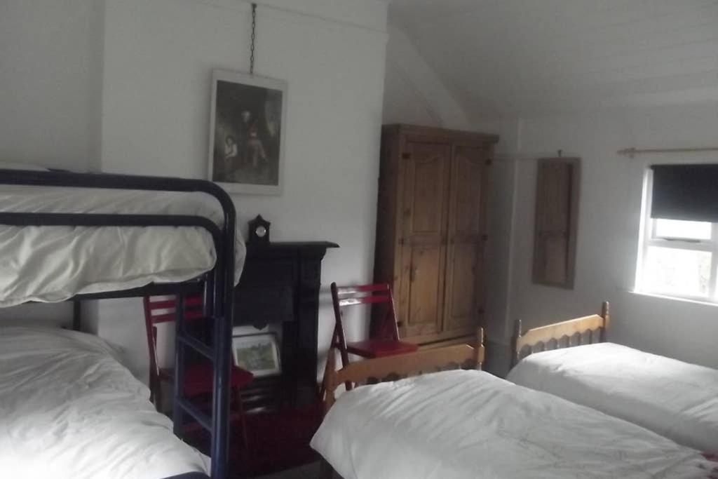 Quarvue Farmhouse, Unique house with views of Mournes and Cooleys view 4