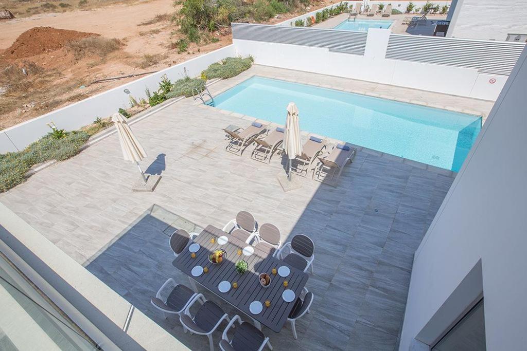 Villa Ochosto Eos - Luxury 5 Bedroom Protaras Villa With Private Pool - Close view 3