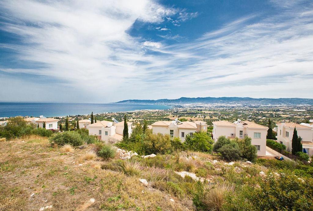 Villa Tavrou Dyo - Luxury 3 Bedroom Latchi Villa With Private Pool view 3