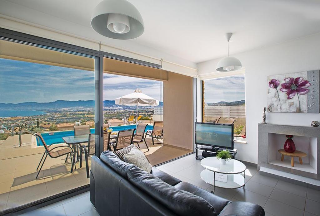 Villa Tavrou Dyo - Luxury 3 Bedroom Latchi Villa With Private Pool view 4