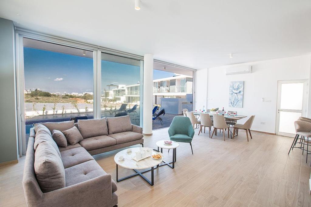 Villa Olive Titan, Brand New,Exquisite 5Bdr Protaras Villa With Pool