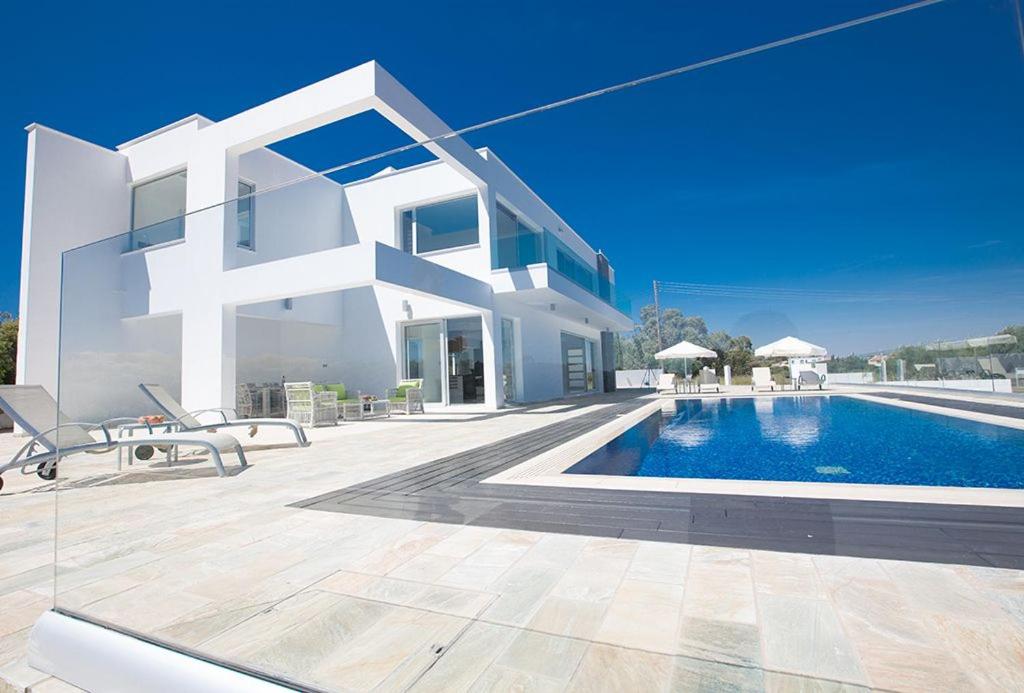Villa Saranta Gold - Exquisite 3 Bedroom Protaras Villa With Private Pool view 4