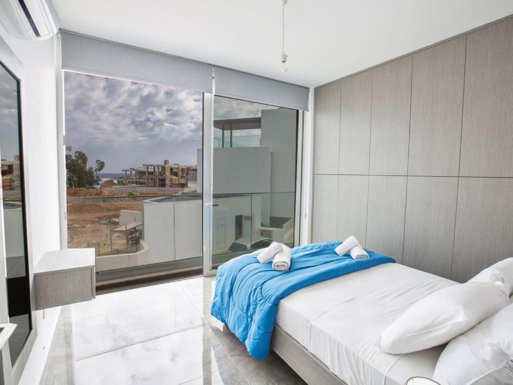 Villa Olive Bronze, Luxurious 2Bdr With Pool, Close To Protaras Strip And Beach
