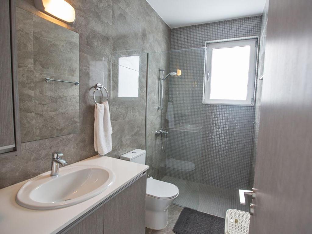 Villa Olive Bronze, Luxurious 2Bdr With Pool, Close To Protaras Strip And Beach