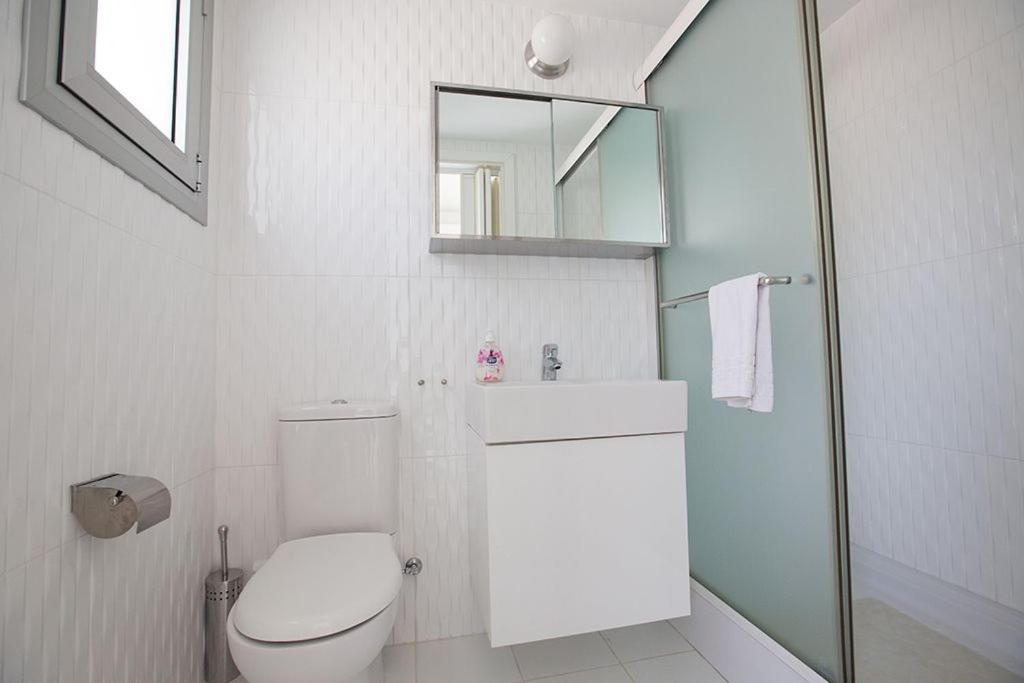Villa Protara Chrysos - Beautiful 5 Bedroom Protaras Villa - Walking Distance