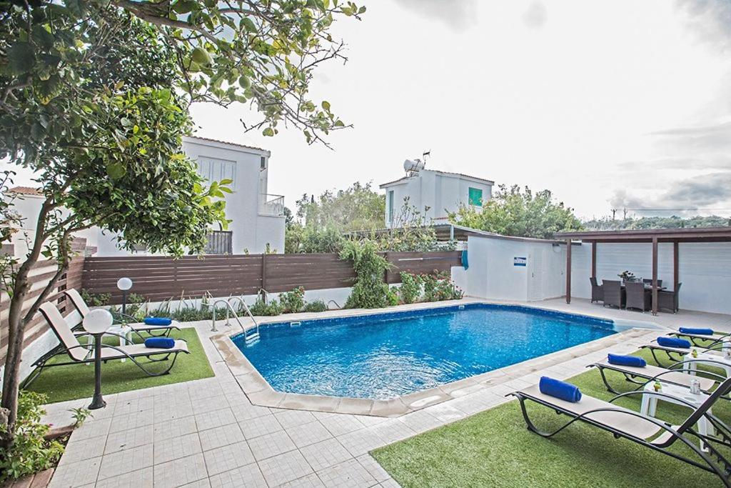 Villa Kavo Sunshine - Beautiful 3 Bedroom Protaras Villa With Private Pool