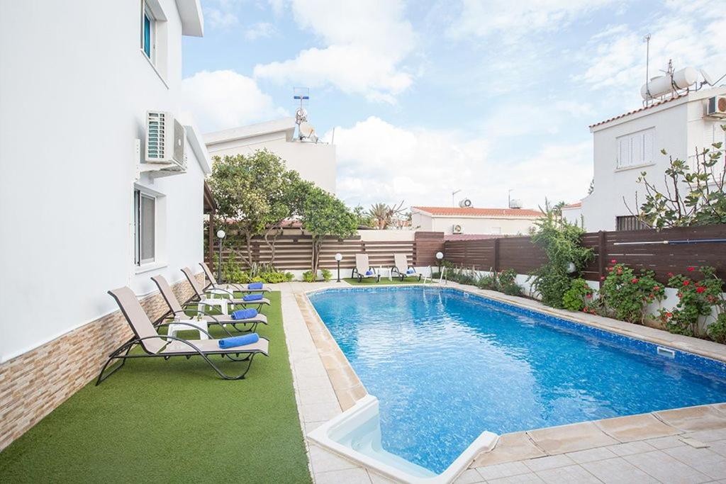 Villa Kavo Sunshine - Beautiful 3 Bedroom Protaras Villa With Private Pool