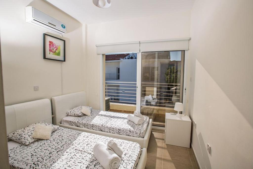 Central Protaras Villa 3 Bedrooms Private Pool Villa Dafnis Morfi