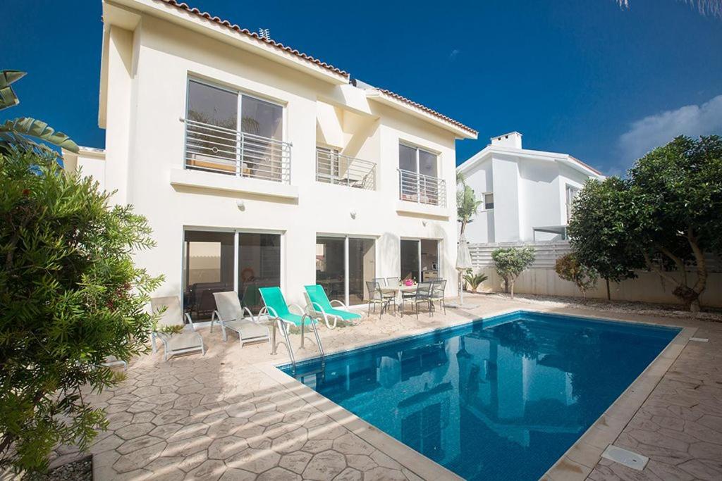 Central Protaras Villa 3 Bedrooms Private Pool Villa Dafnis Morfi
