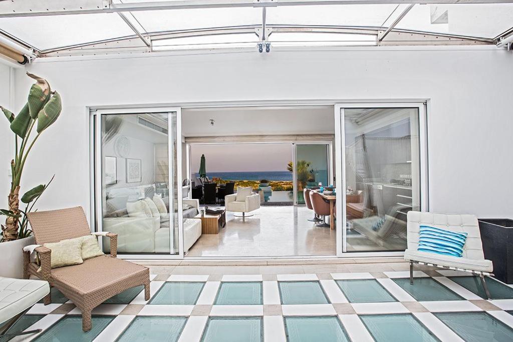 Villa Fig Tree Bay Seafront, Luxury 5Bdr Seafront Protaras view 5