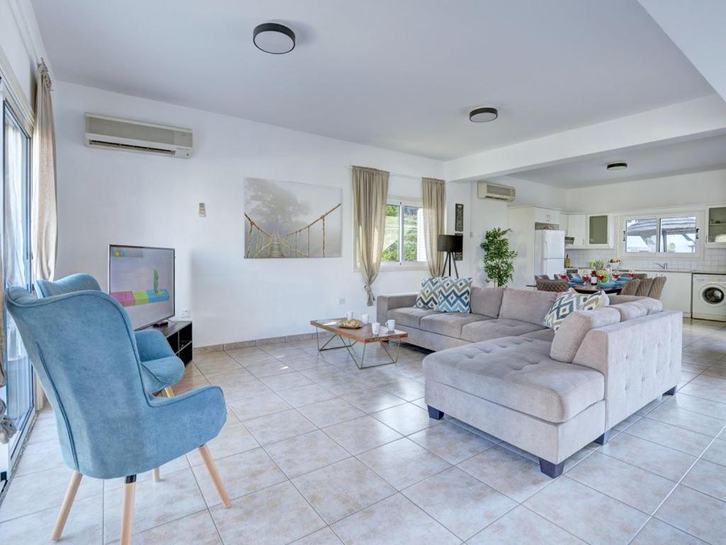 Villa Oforo Selene - Stunning 4 Bedroom Villa - By Fig Tree Bay Beach - Sea View