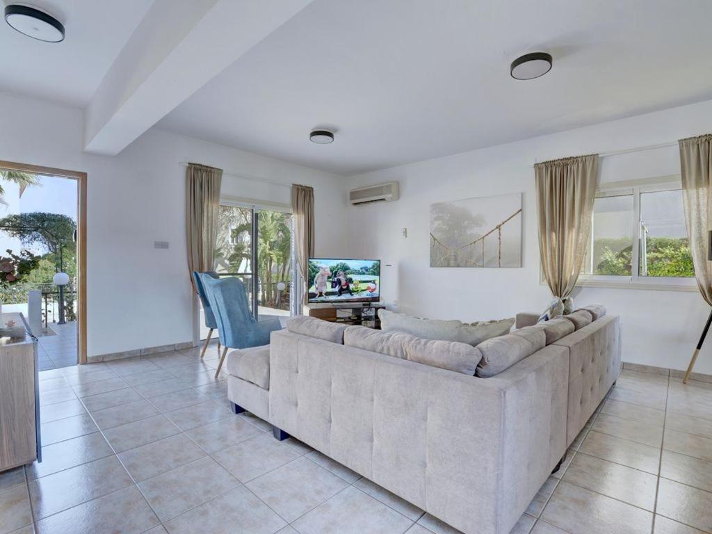 Villa Oforo Selene - Stunning 4 Bedroom Villa - By Fig Tree Bay Beach - Sea View