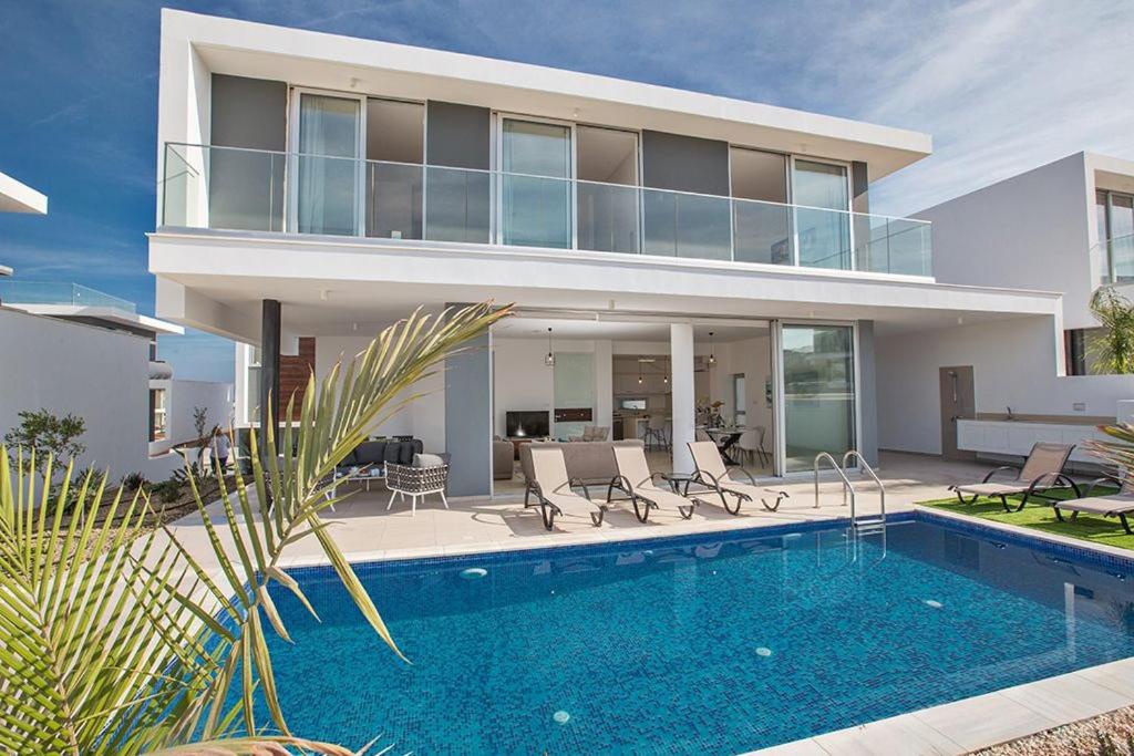 Villa Olive Thalassa, Brand New, Luxury 3Bdr Protaras Villa With Private Pool