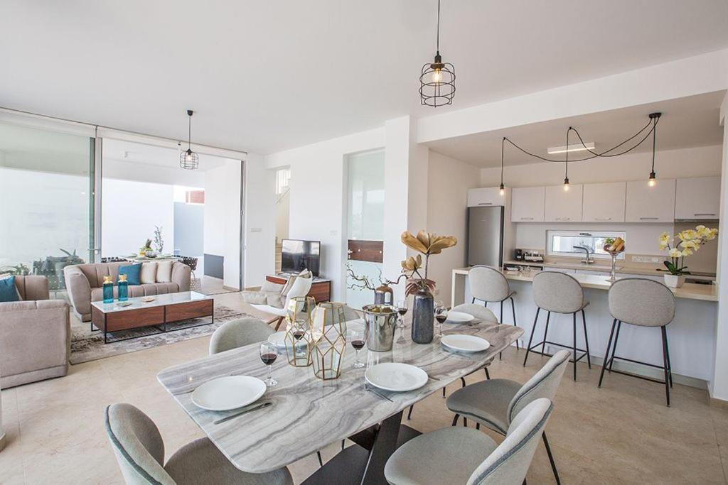 Villa Olive Thalassa, Brand New, Luxury 3Bdr Protaras Villa With Private Pool