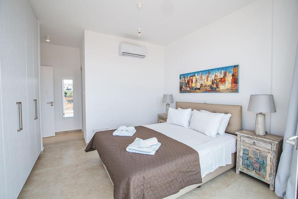 Villa Olive Thalassa, Brand New, Luxury 3Bdr Protaras Villa With Private Pool