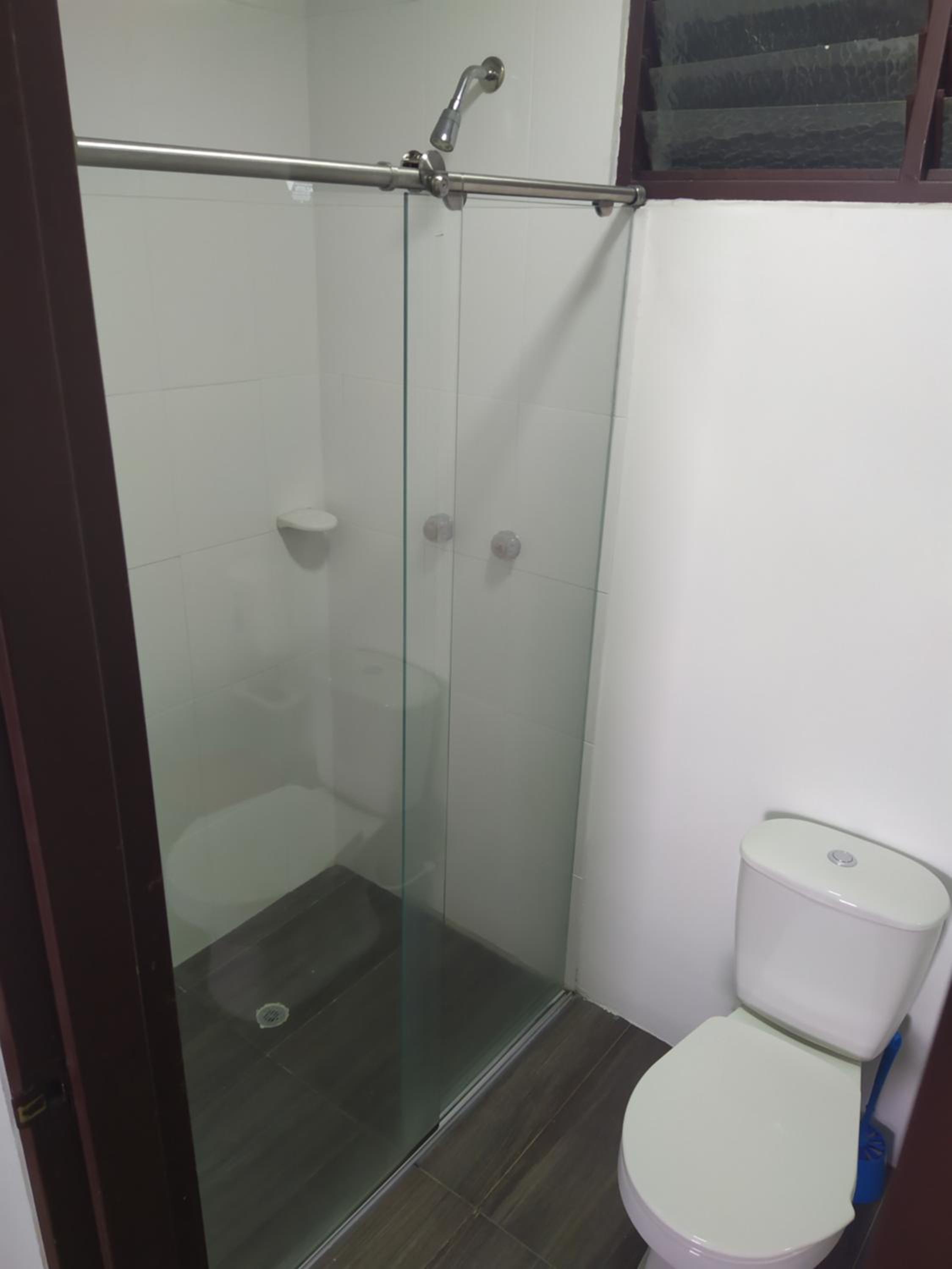 Les Balcons Hostel