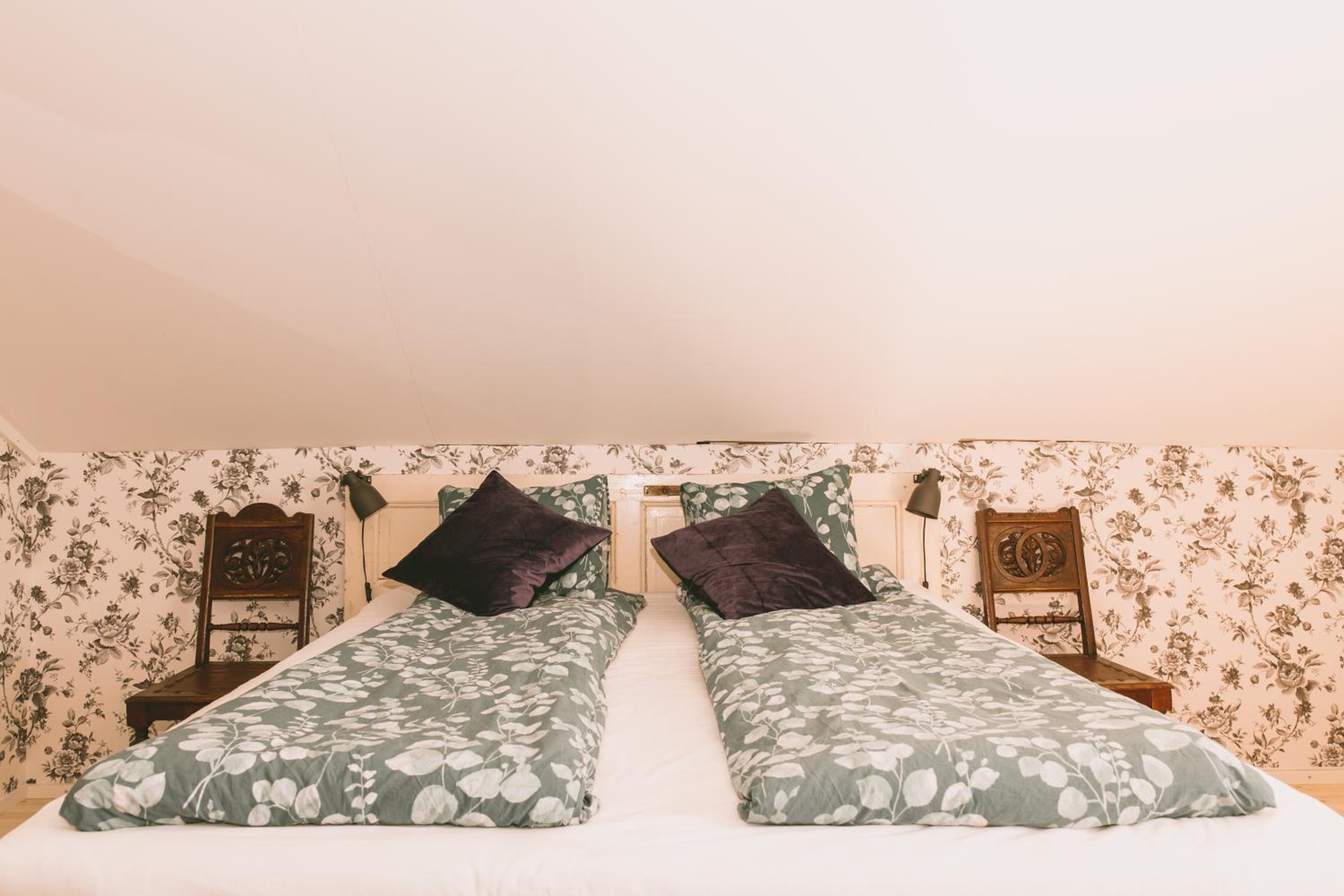 Toric Farmlodge
