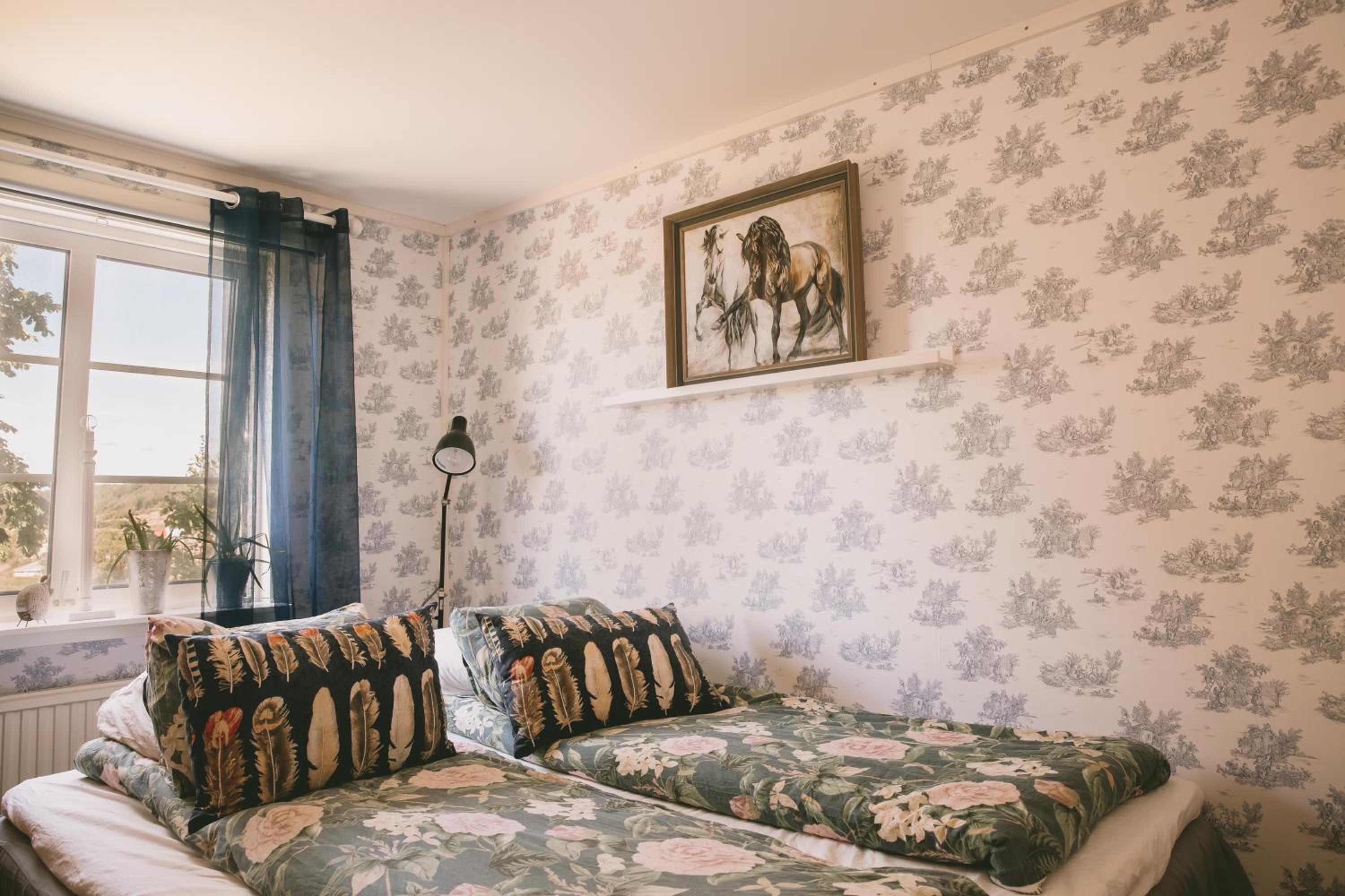 Toric Farmlodge