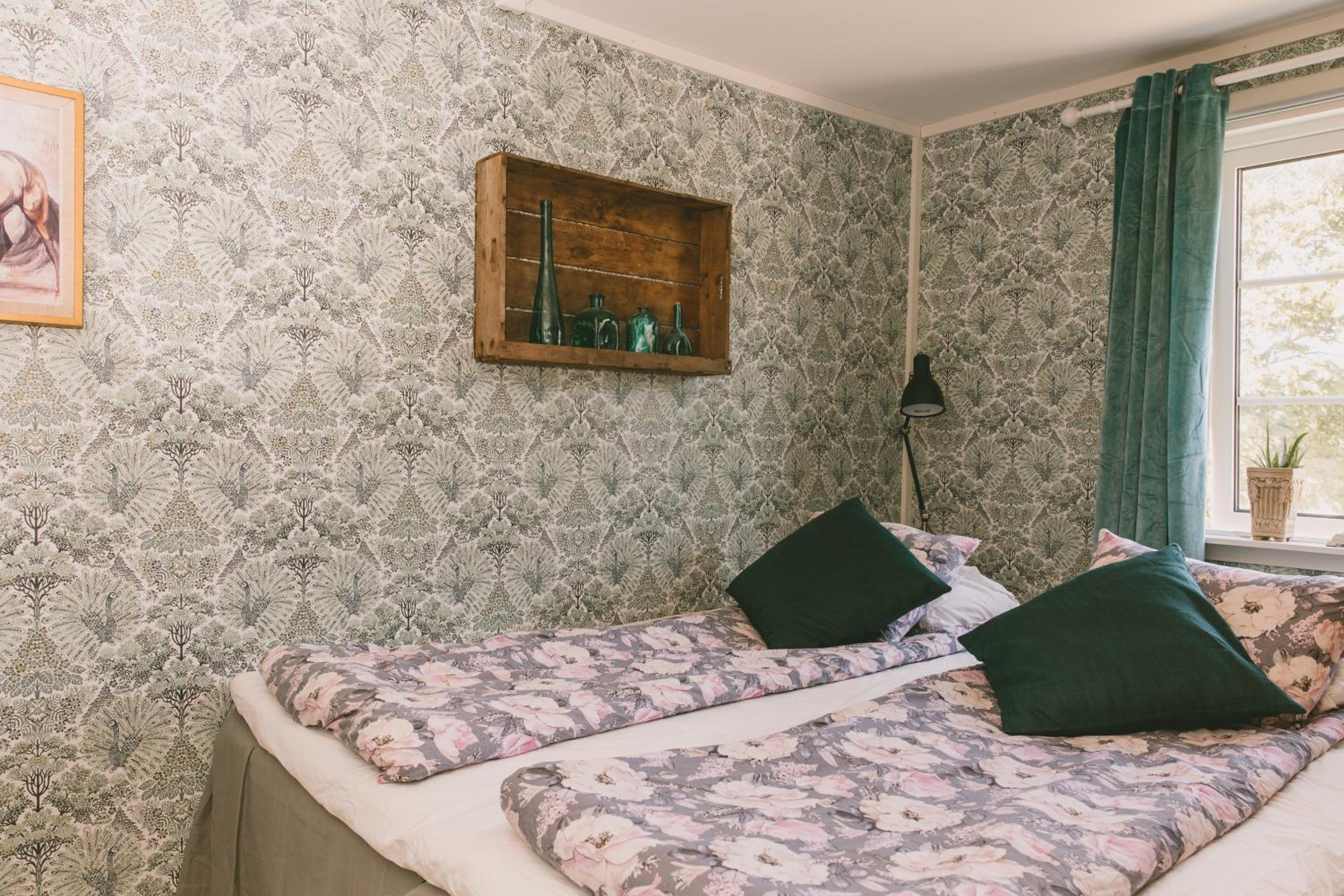 Toric Farmlodge