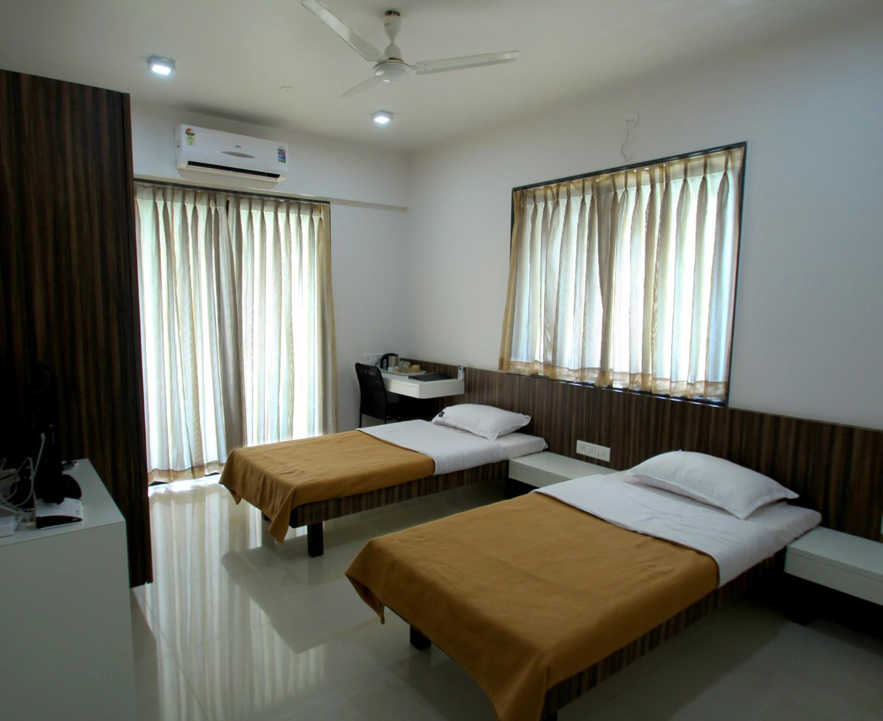 Aashiyana Inn view 3