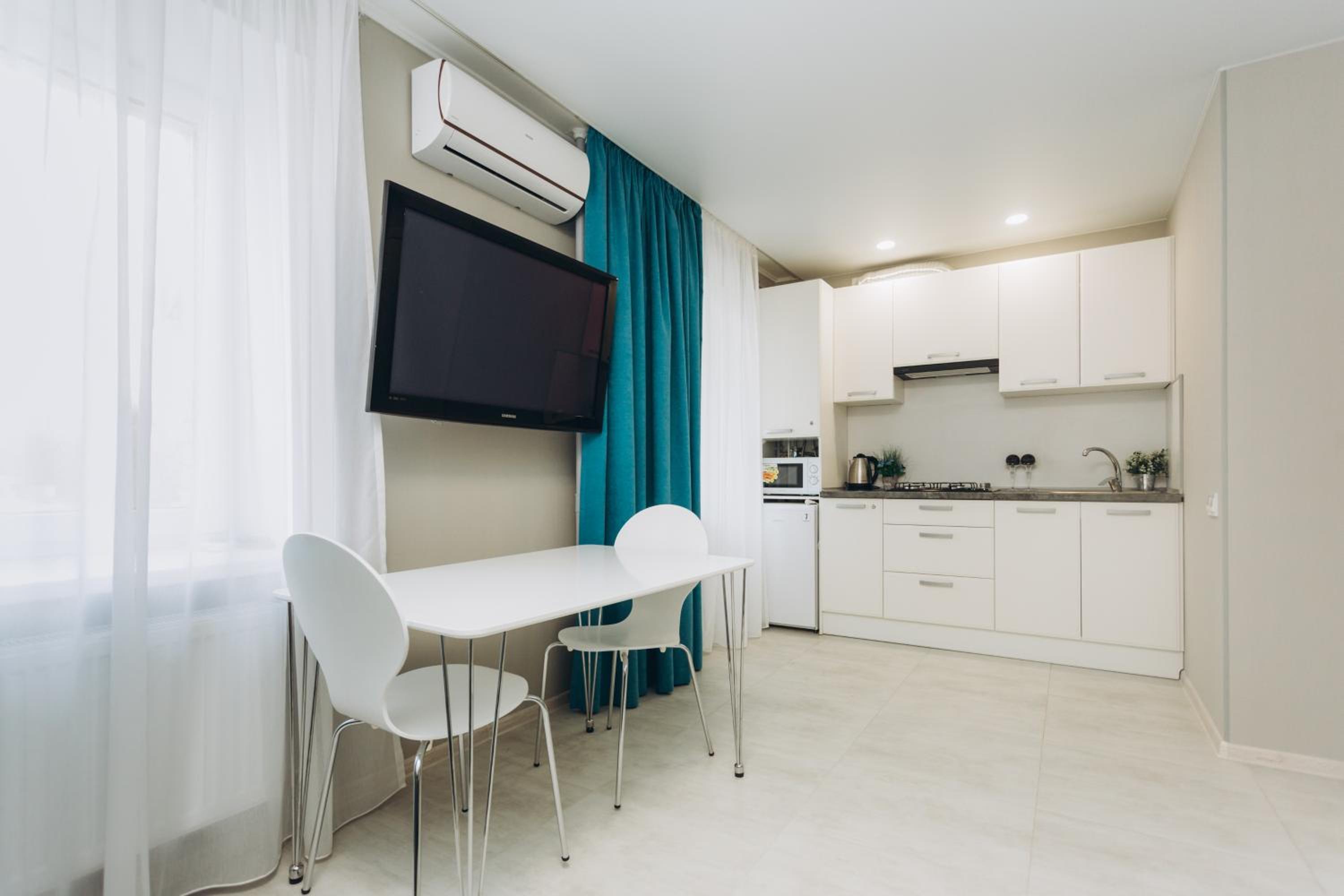 Apart-hotel I. Sirko New Building 2 floor view 2