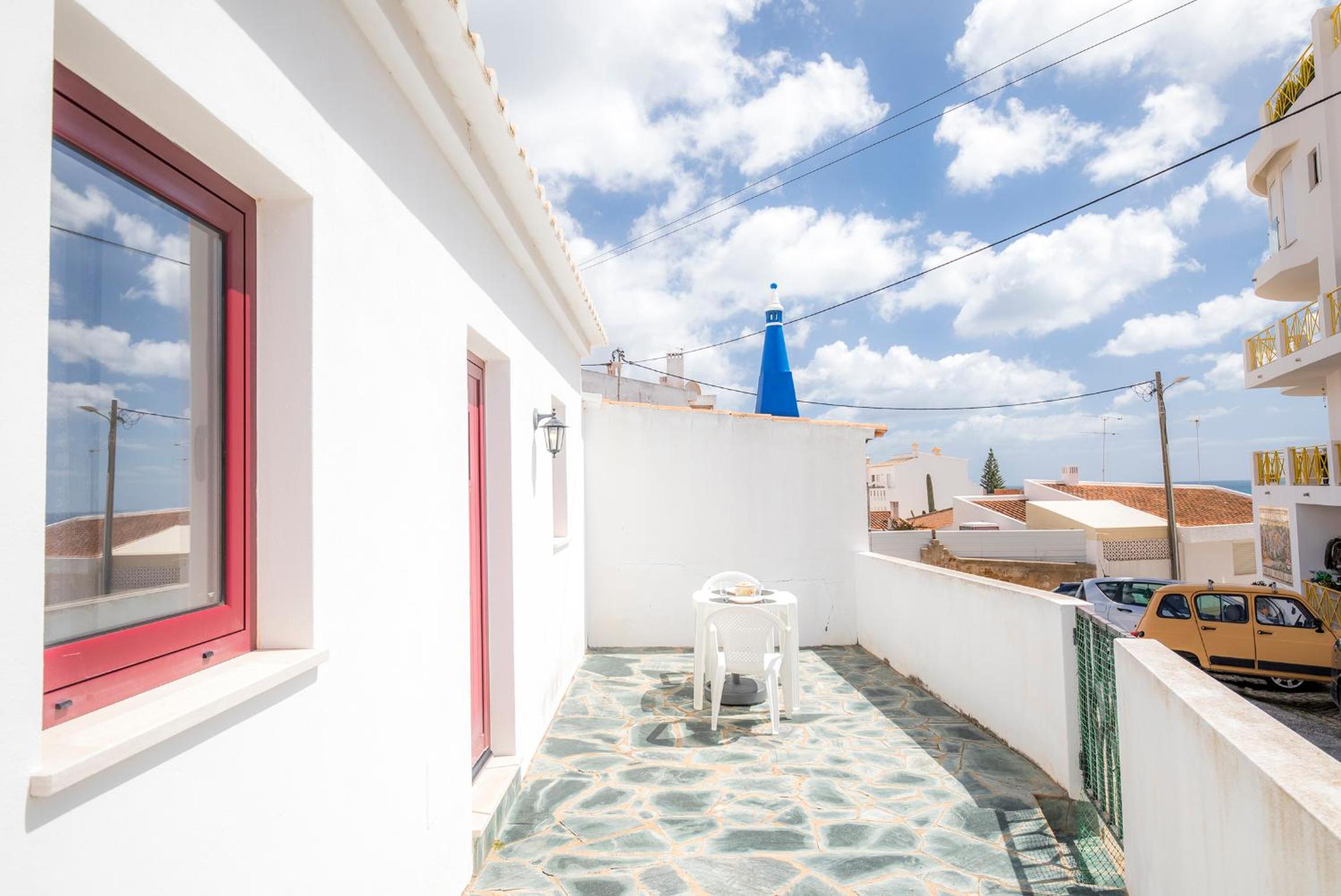 C14 - Casa da Luz view 2