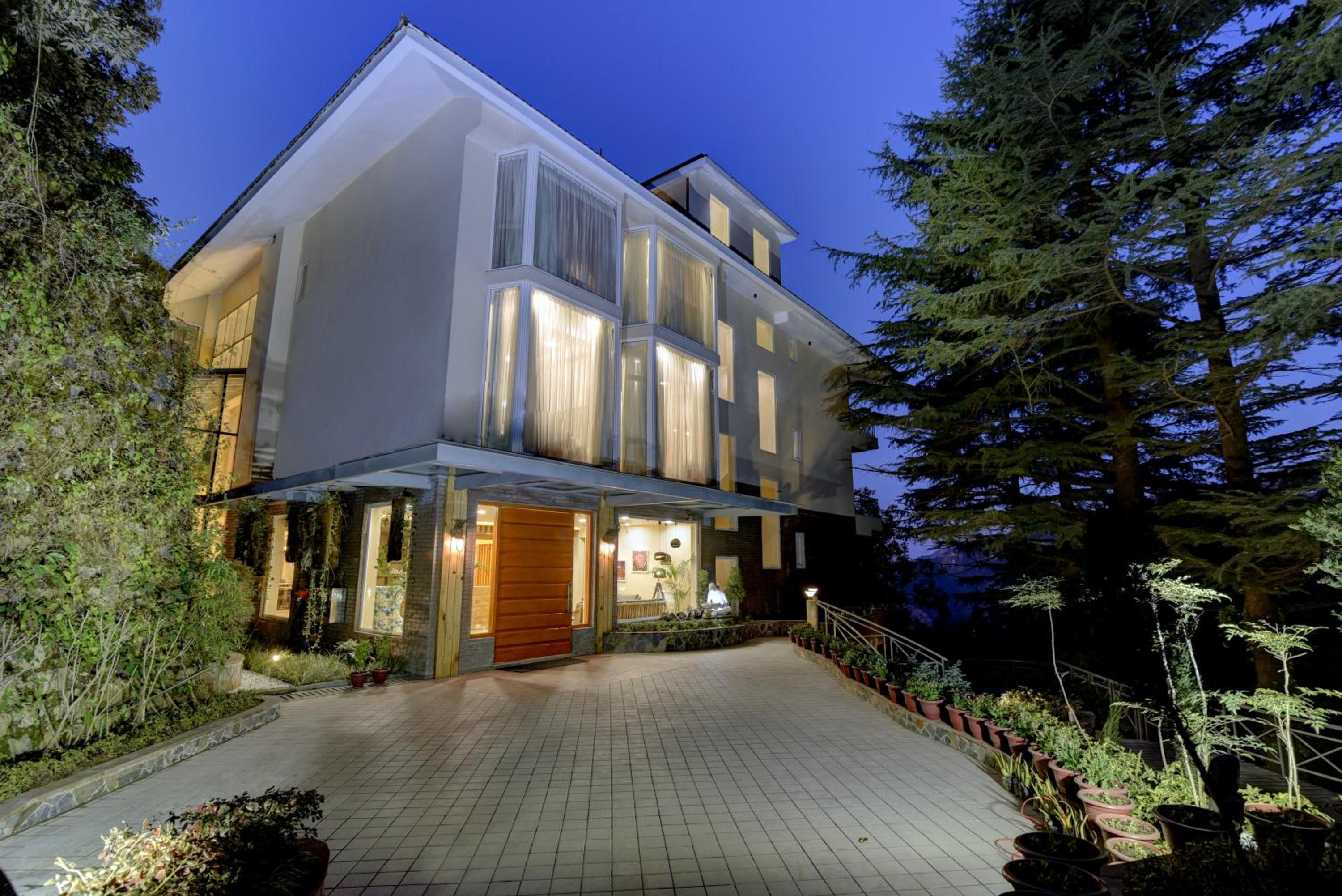 Mussoorie Vacations - Yog Wellness Resort  Spa By Amritara - Property Image 3