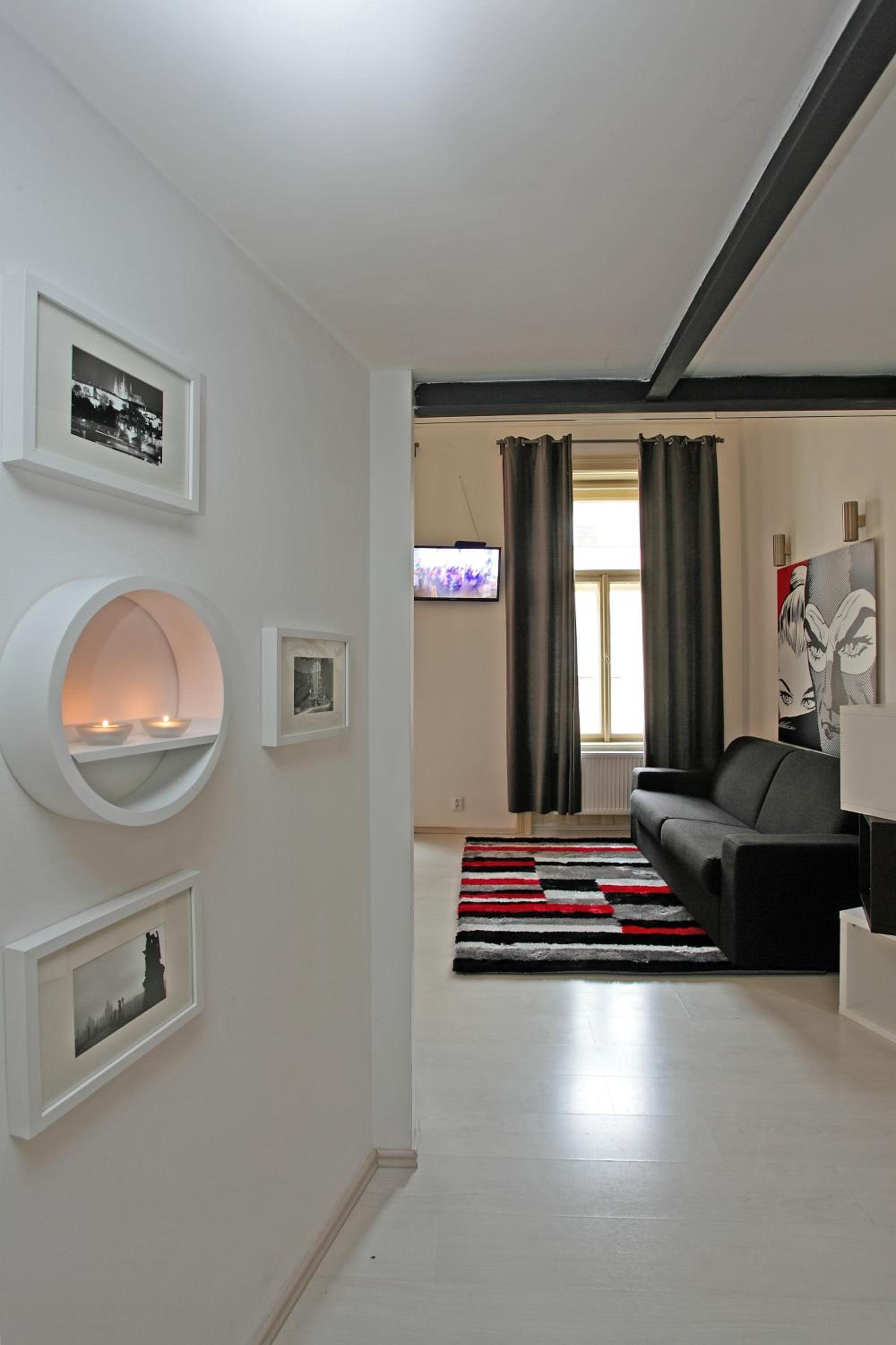 Apartment House - The Modern Flat
