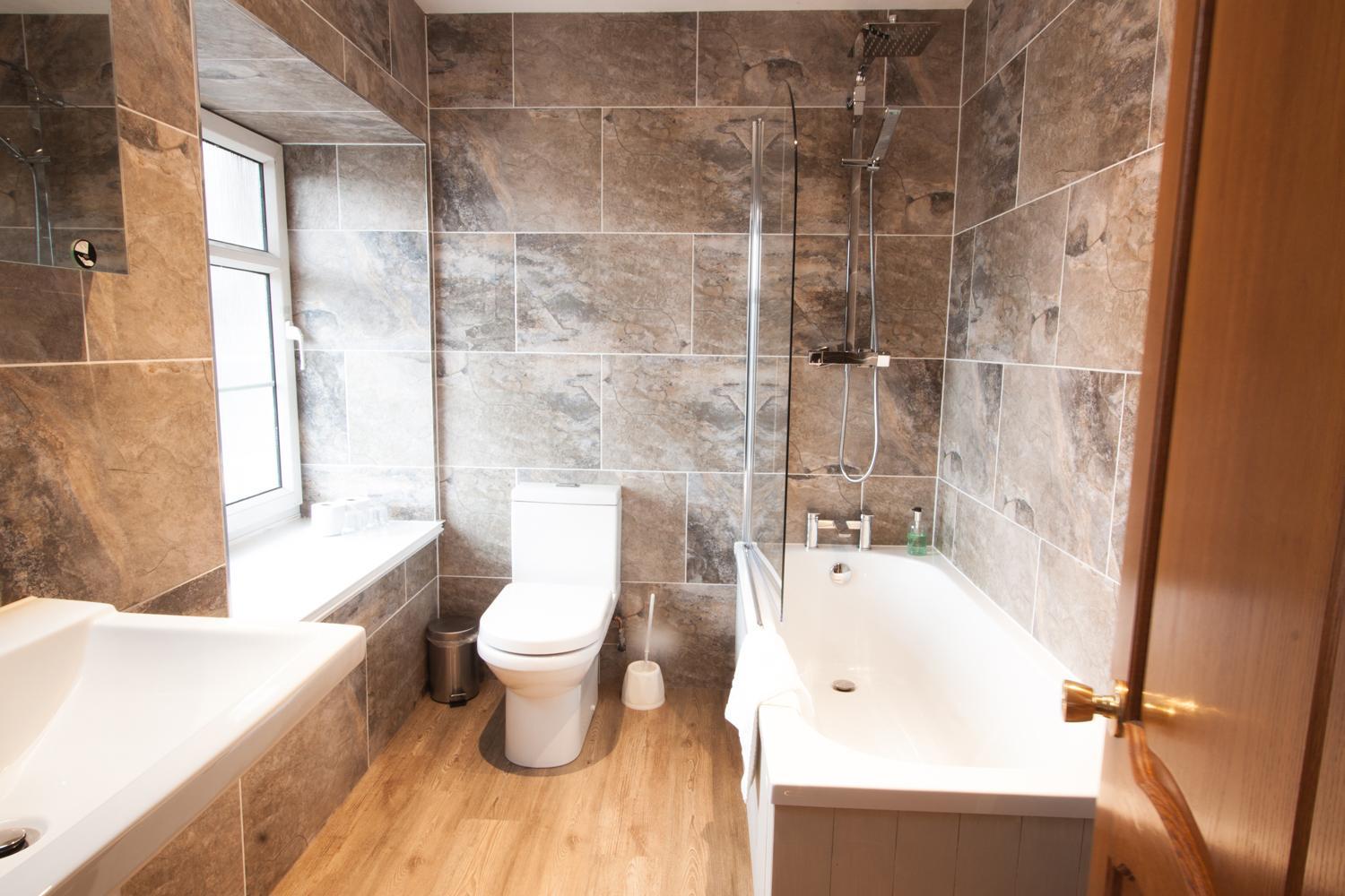 Kingussie Vacations - Duke Of Gordon Hotel - Property Image 3