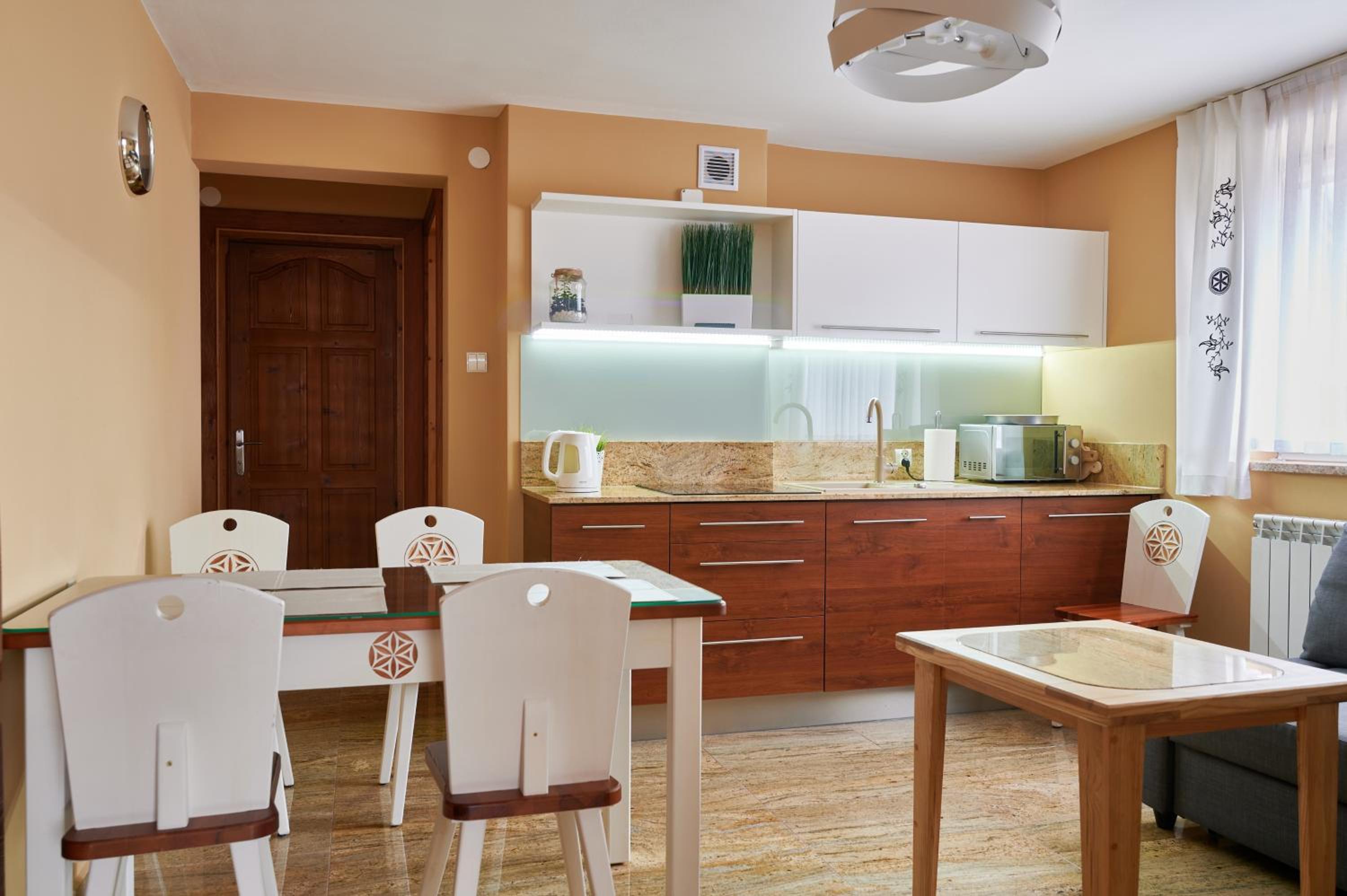 Apartamenty Smrek Poronin view 3
