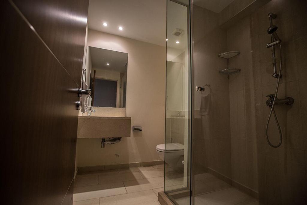 Villa Fig Tree Bay Frontline,Luxury 4Bdr Sea-Front Protaras Villa With Pool