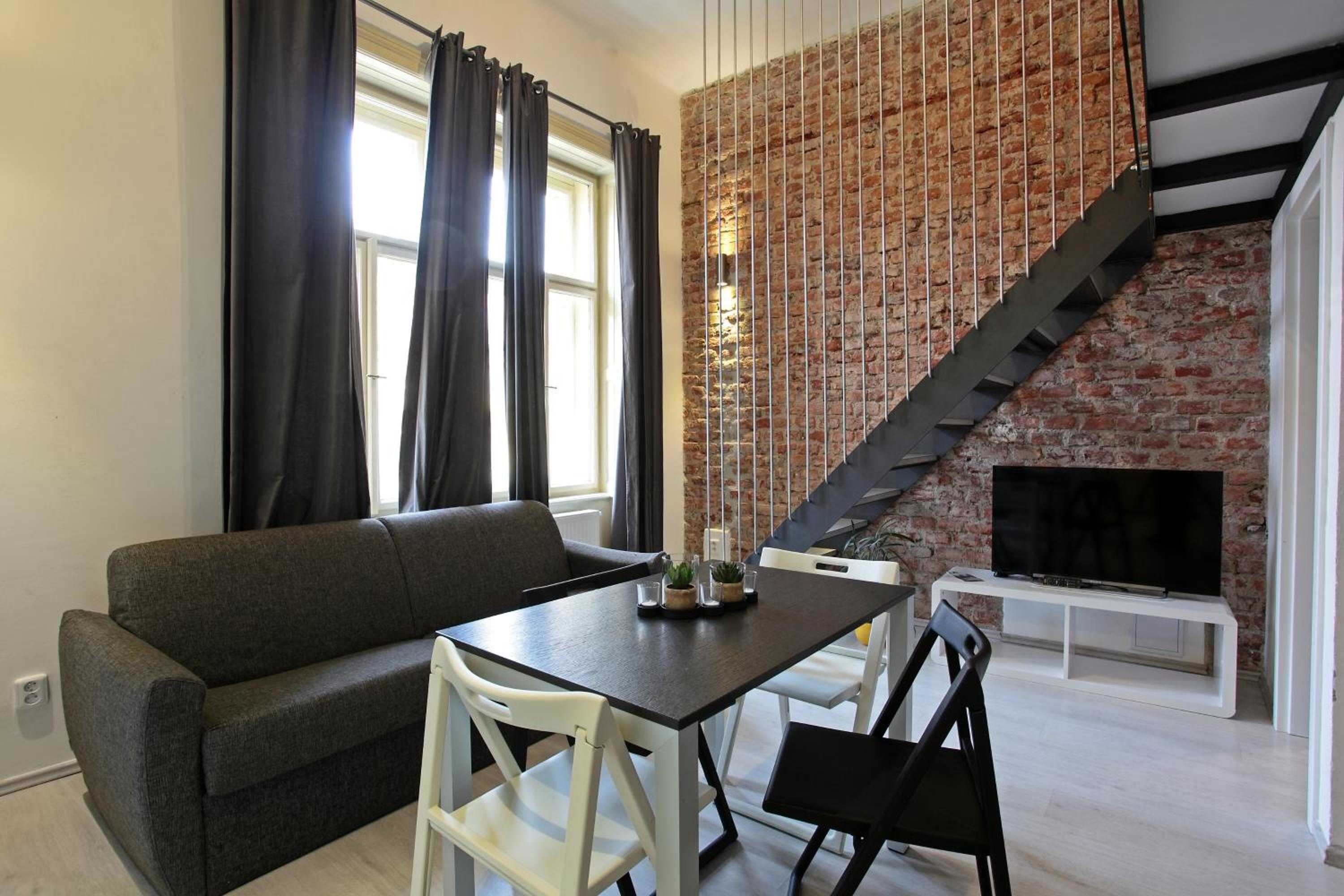 Apartment House - The Modern Flat
