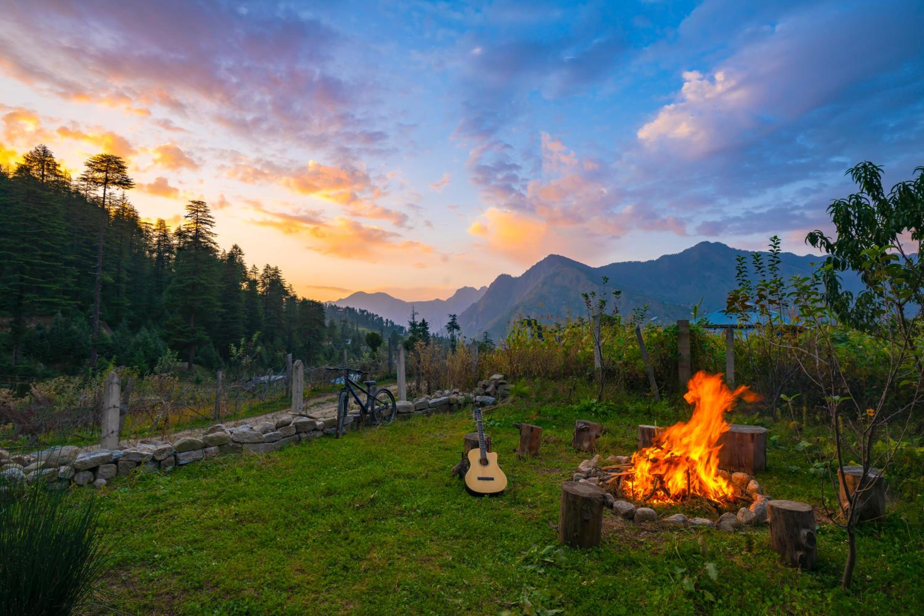Zostel Shangarh, Kullu view 4