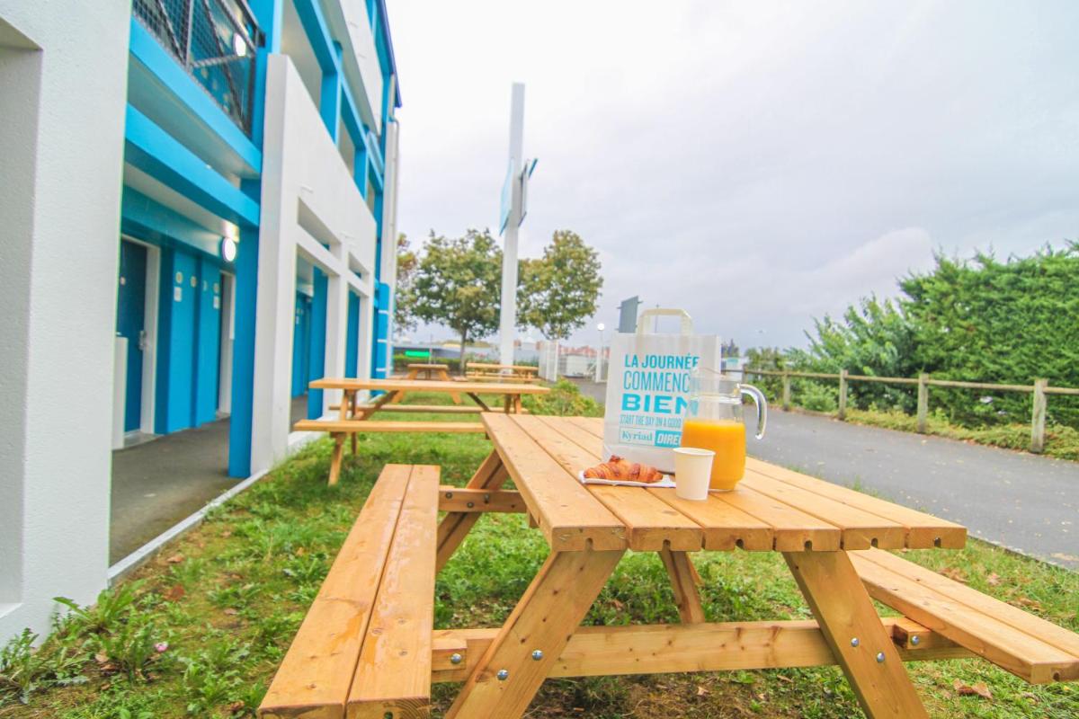 outdoor BBQ area