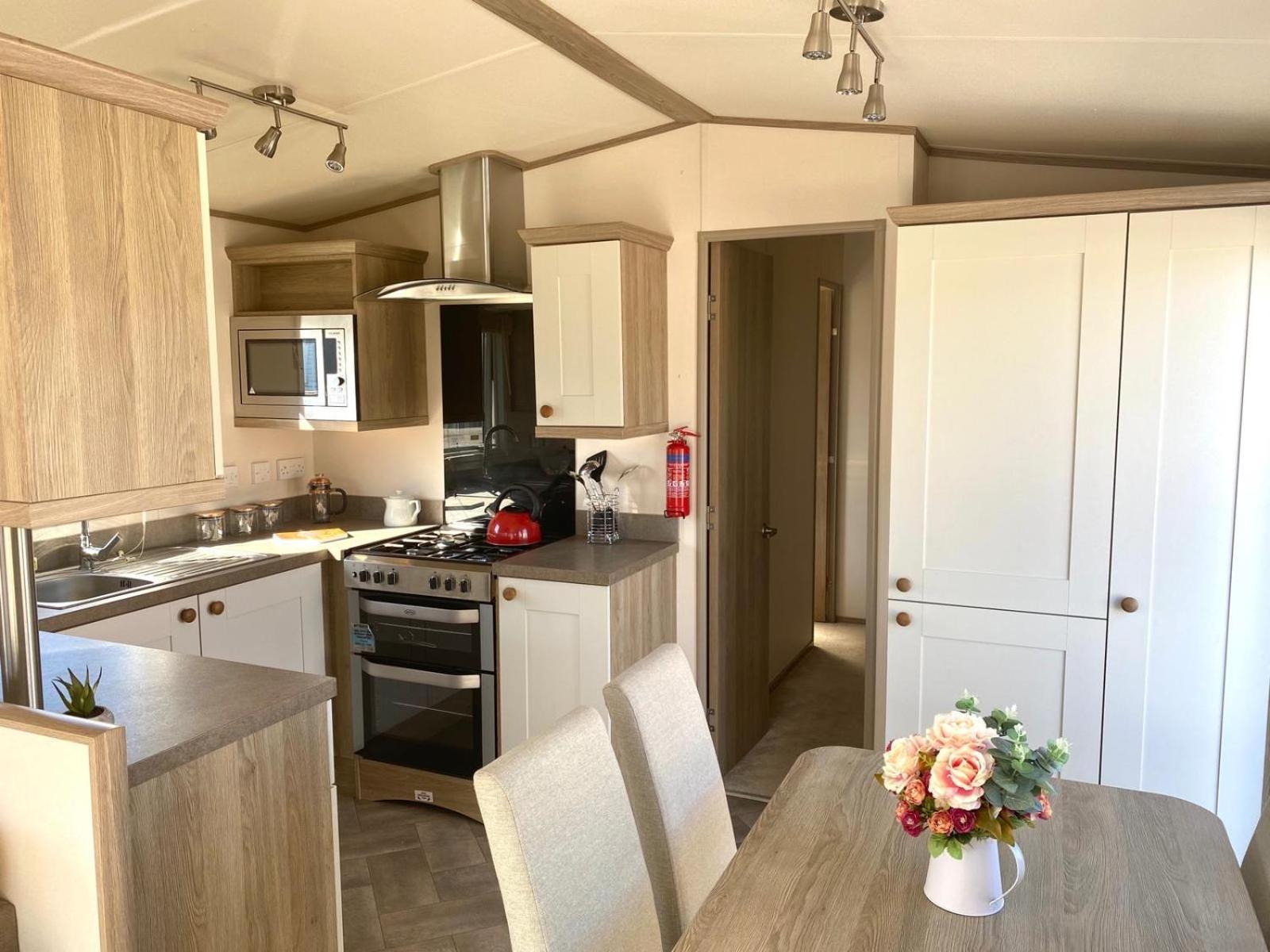 37 Bay View Oceans Edge by Waterside Holiday Lodges