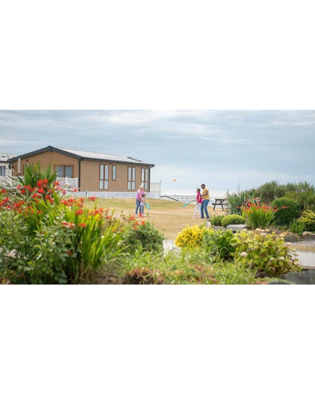 Lancaster Vacations - 37 Bay View Oceans Edge by Waterside Holiday Lodges - Property Image 8