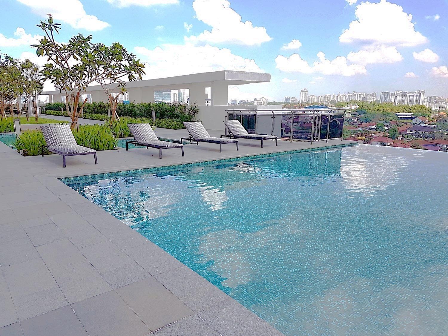 Suites at 1Tebrau