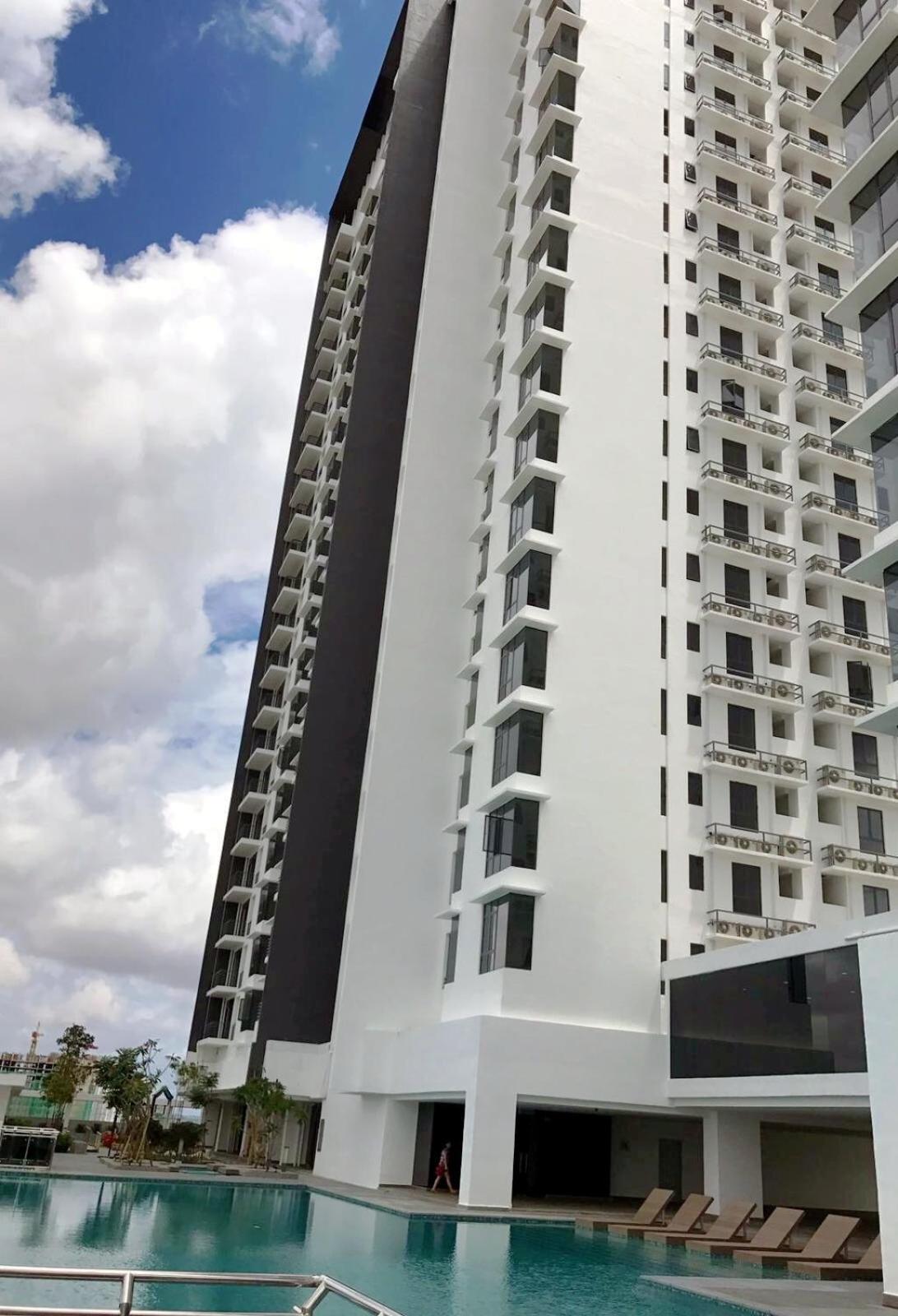 Suites at 1Tebrau