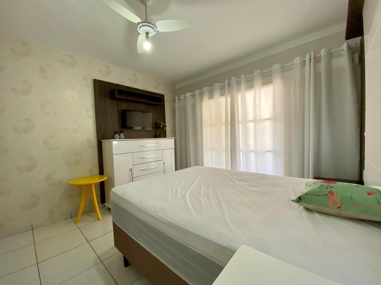 Apartamento temporada edifício Vila Velha