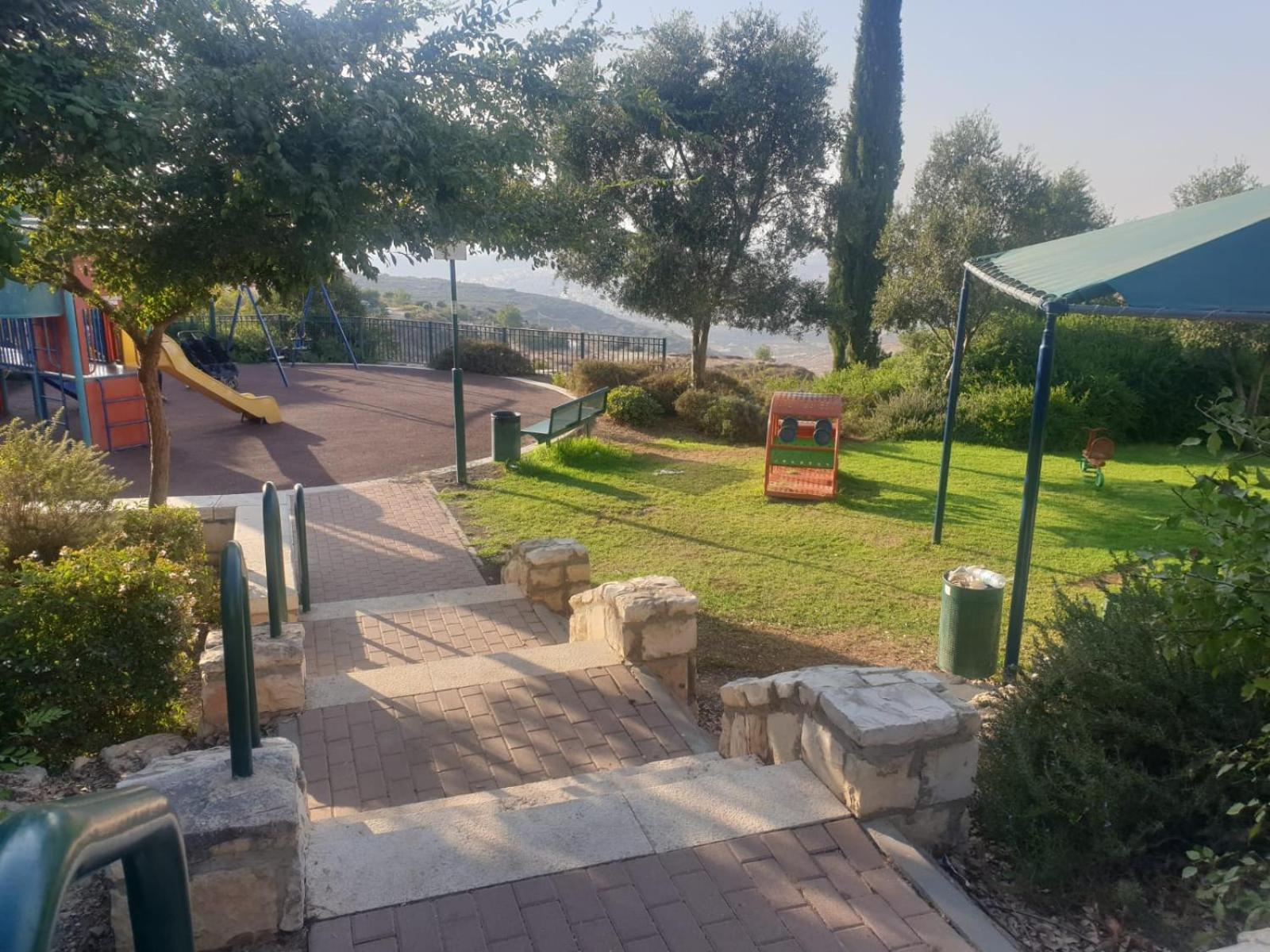 Photo 18