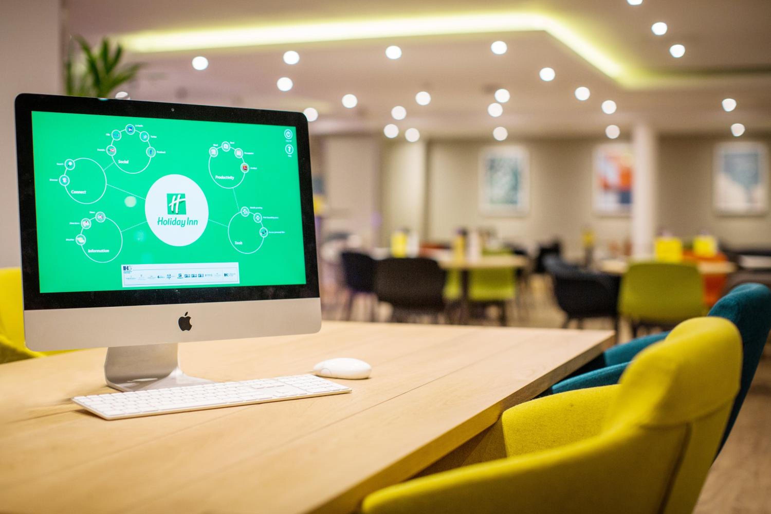 Horley Vacations - Holiday Inn London - Gatwick Airport, an IHG Hotel - Property Image 7