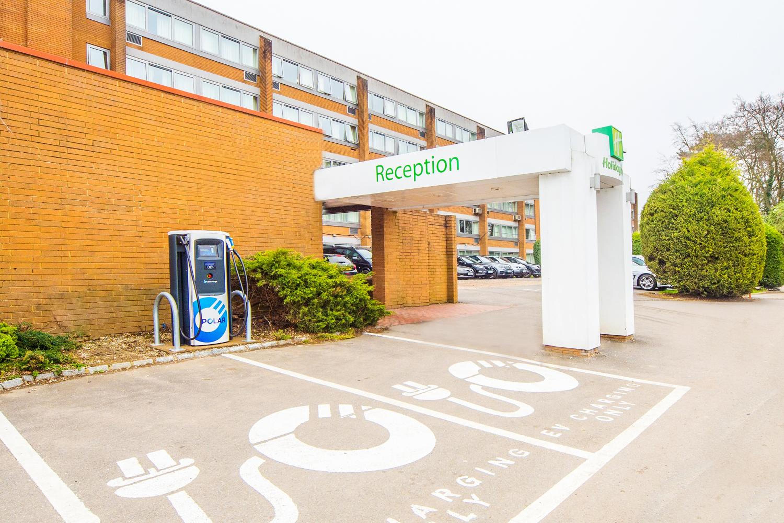 Horley Vacations - Holiday Inn London - Gatwick Airport, an IHG Hotel - Property Image 8