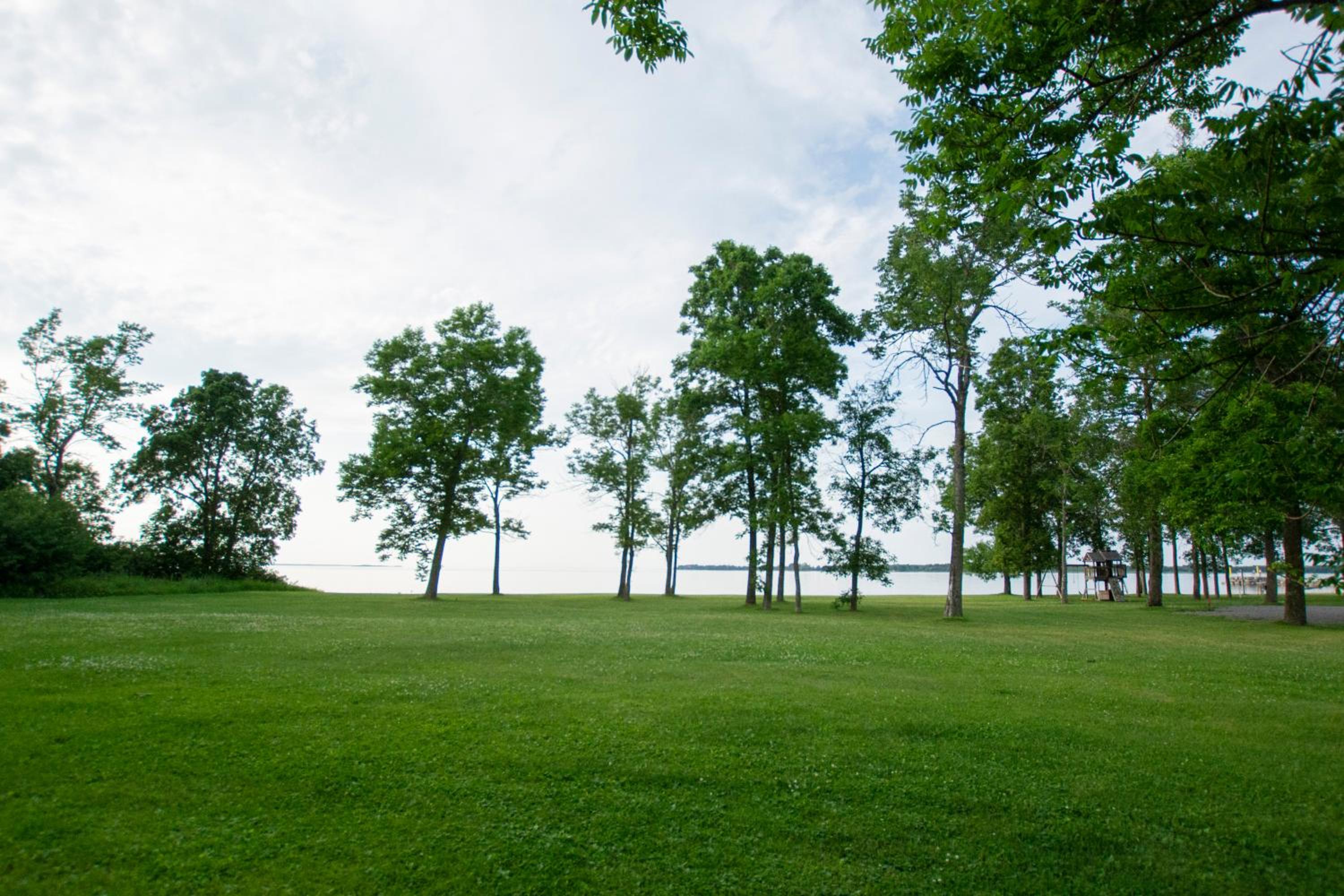 Chalets et Spa Lac Saint-Jean