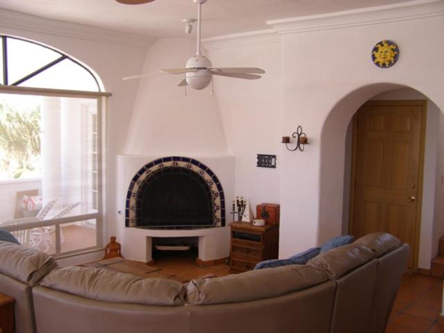 Casa Las Vistas del Mar by FMI Rentals view 4