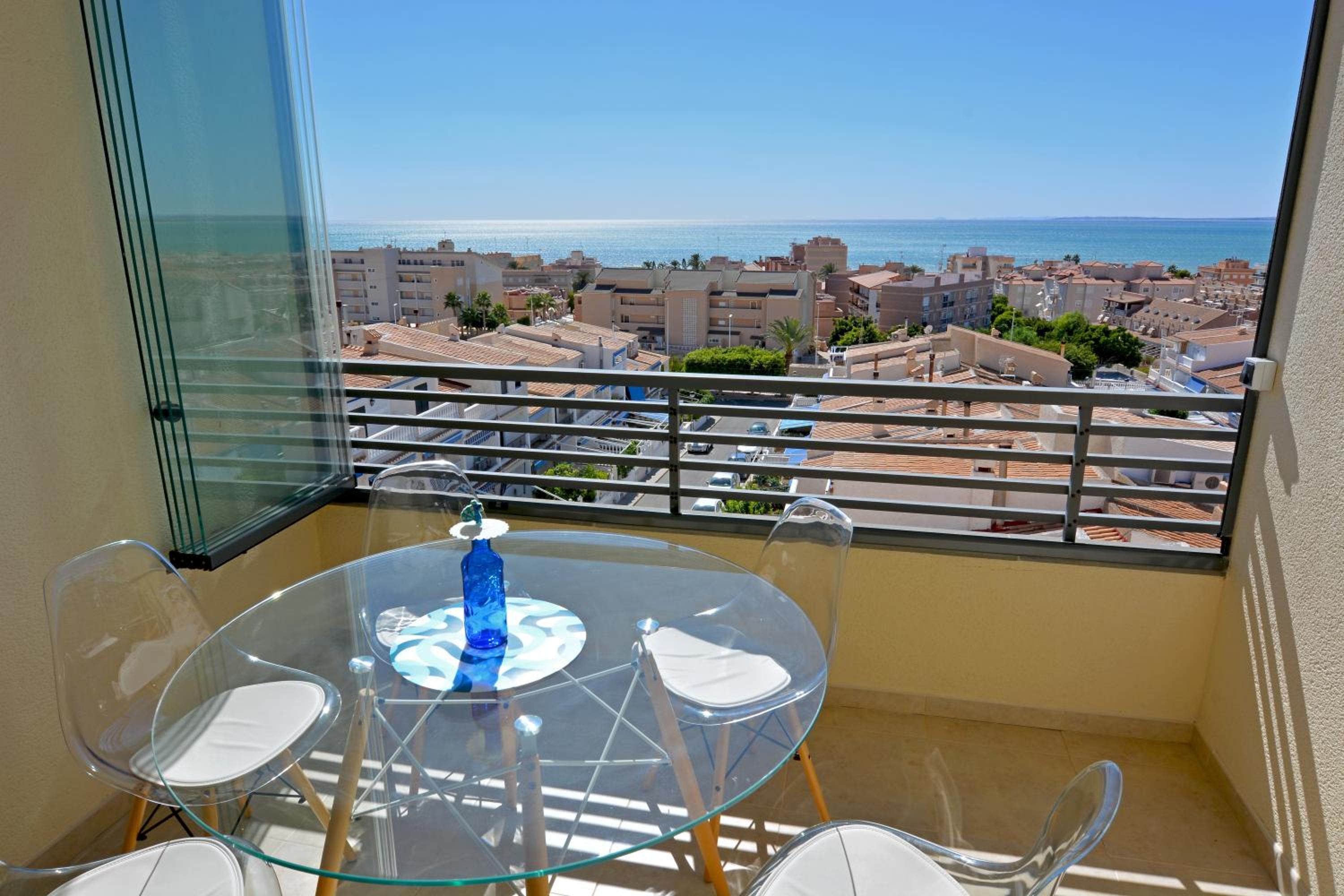 Penthouse with Panoramic View by NRAS photo 5