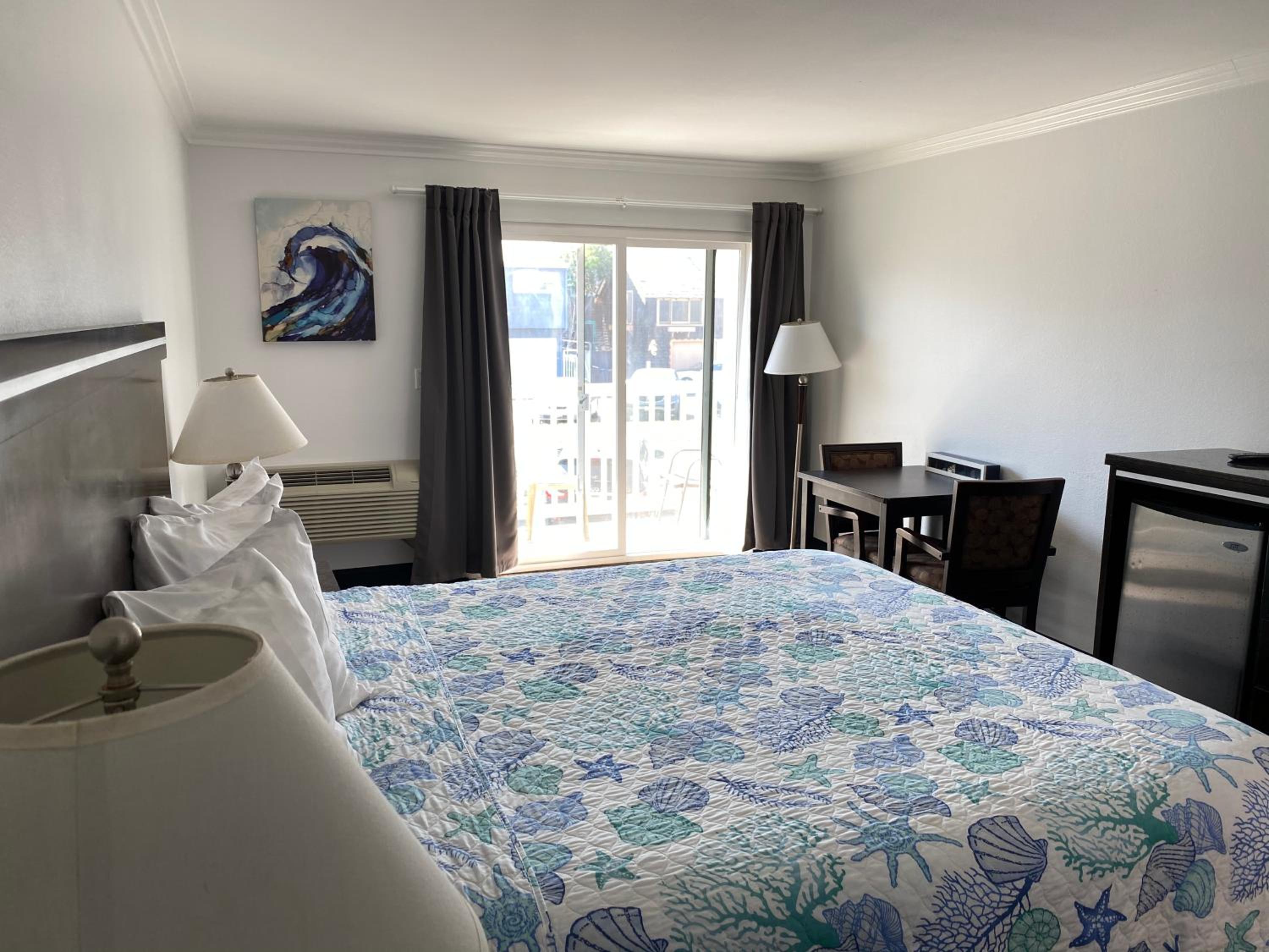 Ocean Surf Inn & Suites